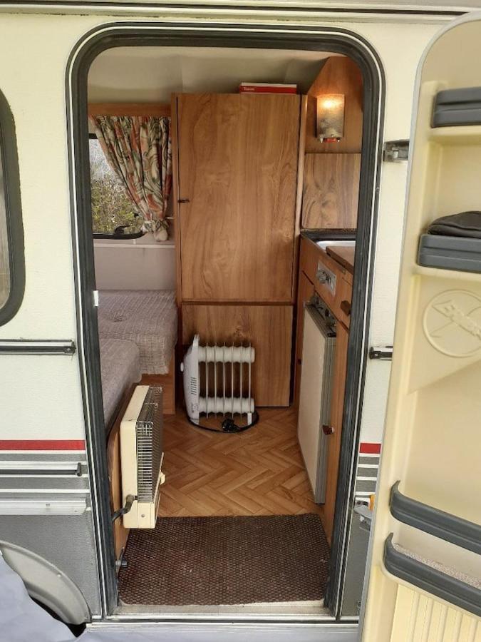 נורוויץ'' Sundial Cottage Eriba Caravan מראה חיצוני תמונה